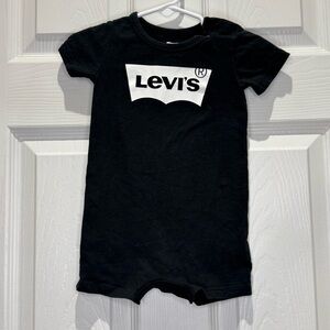 Levi’s Boys 9 Month One Piece Romper Black